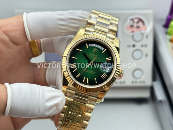 PPM Factory Counterweight Rolex Day-Date 228238-0061 40mm Full Yellow Gold Roman Number Green Dial (9) PPM Factory Counterweight Rolex Day-Date 228238-0061 40mm Full Yellow Gold Roman Number Green Dial