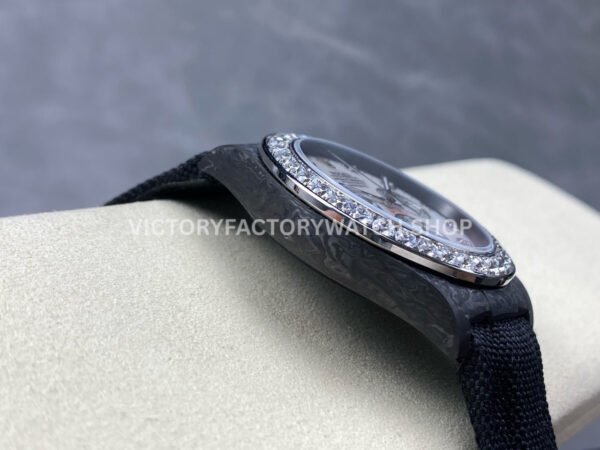 PPM Factory Rolex Daytona Modified 116500 Carbon Fiber Calf Skin Strap Moissanite Mother Of Pearl Dial (8) PPM Factory Rolex Daytona Modified 116500 Carbon Fiber Calf Skin Strap Moissanite Mother Of Pearl Dial