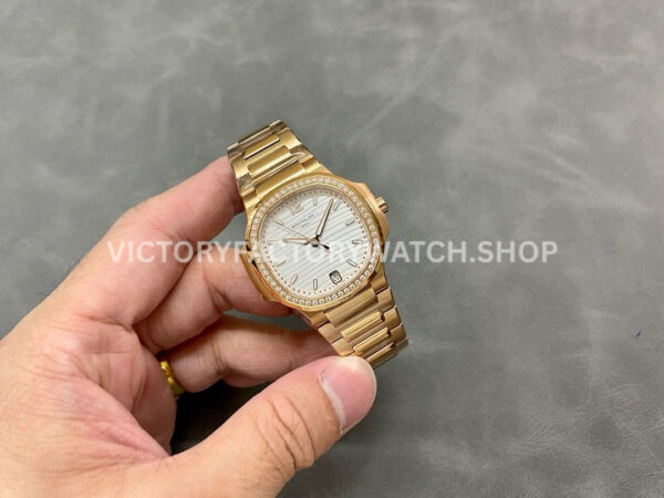 3K Factory Patek Philippe Nautilus 35.2mm 7118-1200R-001 Full Rose Gold Diamond Bezel White Dial (3) 3K Factory Patek Philippe Nautilus 35.2mm 7118-1200R-001 Full Rose Gold Diamond Bezel White Dial