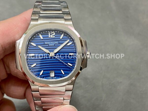 3K 7118 1A blue dial Patek Philippe Nautilus
