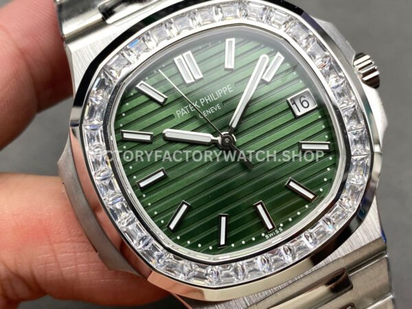 3K Factory Patek Philippe Nautilus 5711/1300A-001 40mm Diamond Bezel Green Dial