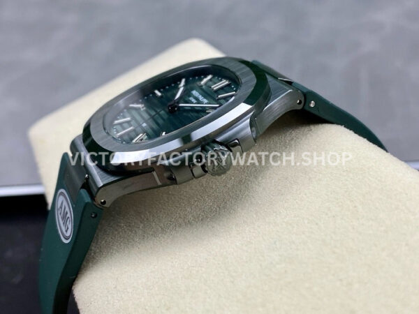AMG Factory Customer Made Patek Philippe Nautilus PP5711 40mm Ceramics Dark Green Rubber (5) AMG Factory Customer Made Patek Philippe Nautilus PP5711 40mm Ceramics Dark Green Rubber Strap Dark Green Dial