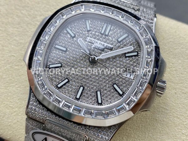 AMG Factory Patek Philippe Nautilus PP5711 40mm Baguette Diamond Bezel White Gold Diamond Diamond Silver Dial