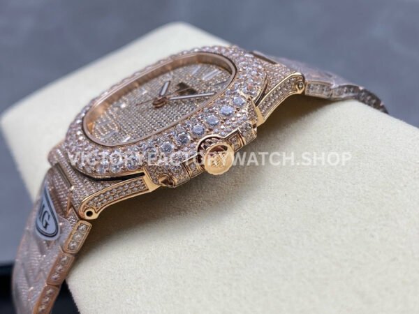 AMG Factory Patek Philippe Nautilus PP5711 40mm Diamond Bezel Rose Gold Diamond Baguette Diamond Silver Dial