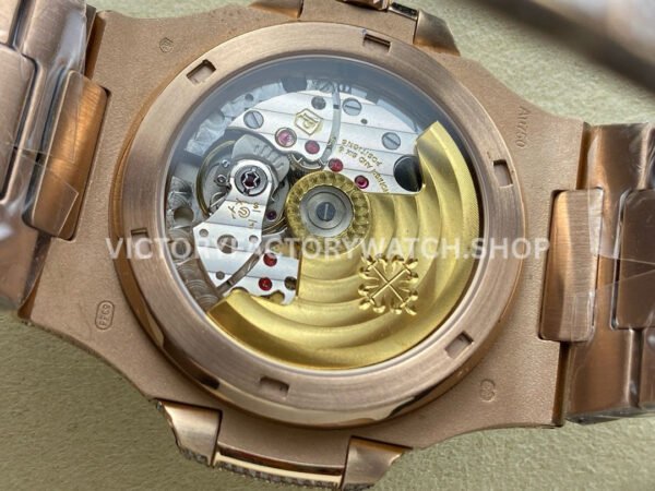 AMG Factory Patek Philippe Nautilus PP5711 40mm Diamond Bezel Rose Gold Diamond Baguette Diamond Silver Dial