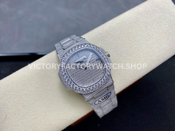 AMG Factory Patek Philippe Nautilus PP5711 40mm Diamond Bezel White GoldDiamond 6 (5) AMG Factory Patek Philippe Nautilus PP5711 40mm Diamond Bezel White Gold Diamond 6 9 12 Baguette Diamond Silver Dial