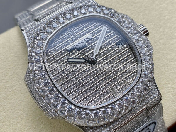 AMG Factory Patek Philippe Nautilus PP5711 40mm Diamond Bezel White GoldDiamond 6 (7) AMG Factory Patek Philippe Nautilus PP5711 40mm Diamond Bezel White Gold Diamond 6 9 12 Baguette Diamond Silver Dial