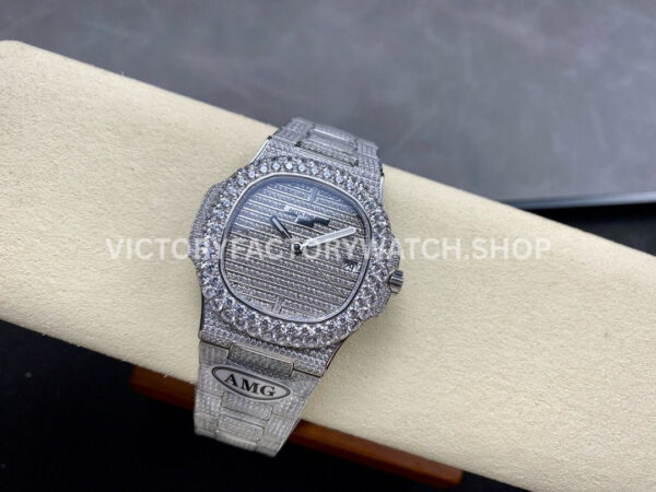 AMG Factory Patek Philippe Nautilus PP5711 40mm Diamond Bezel White GoldDiamond 6 (9) AMG Factory Patek Philippe Nautilus PP5711 40mm Diamond Bezel White Gold Diamond 6 9 12 Baguette Diamond Silver Dial