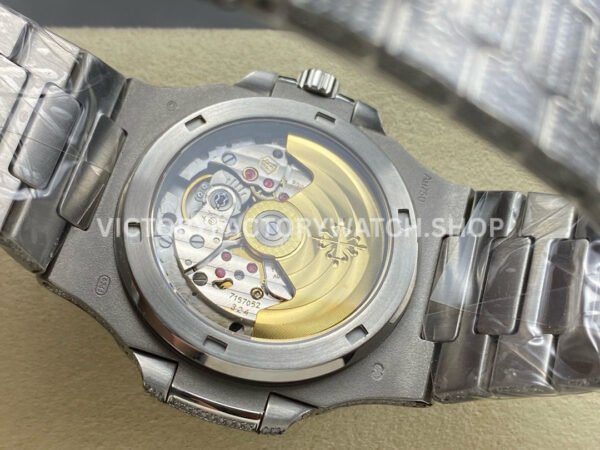 AMG Factory Patek Philippe Nautilus PP5711 40mm Diamond Bezel White Gold Diamond Baguette Diamond Silver Dial