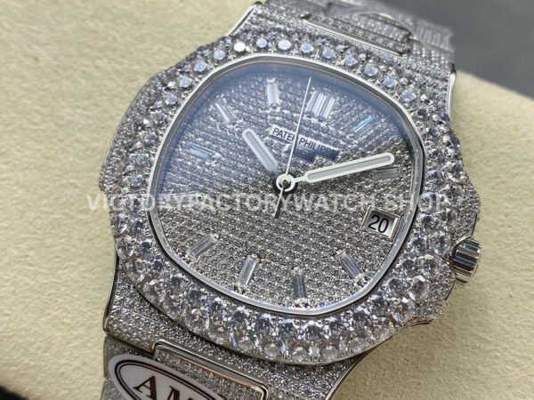 AMG Factory Patek Philippe Nautilus PP5711 40mm Diamond Bezel White Gold Diamond Baguette Diamond Silver Dial
