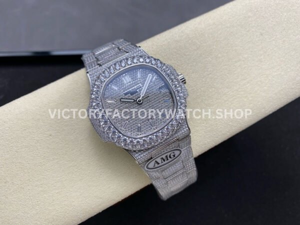 AMG Factory Patek Philippe Nautilus PP5711 40mm Diamond Bezel White Gold Diamond Baguette Diamond Silver Dial