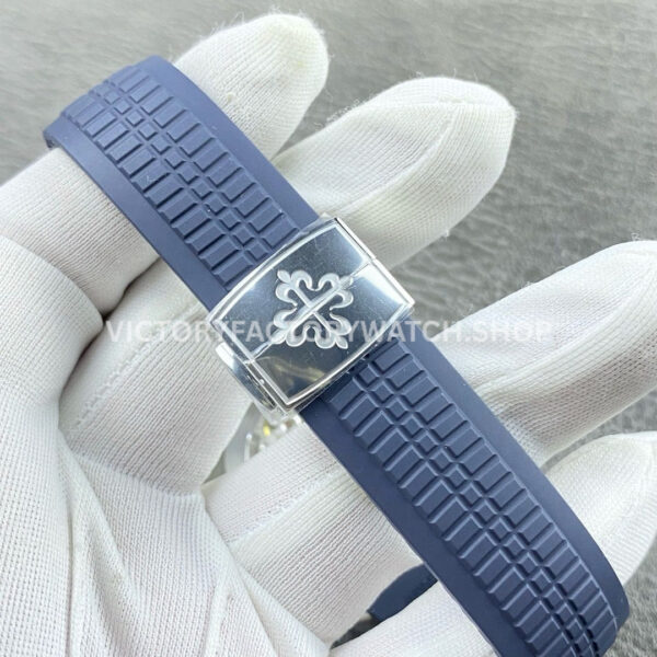 APW Factory Patek Philippe Aquanaut 5168G-001 Blue Rubber Strap Arabic Numerals Blue Dial (2) APW Factory Patek Philippe Aquanaut 5168G-001 42mm White Gold Blue Rubber Strap Arabic Numerals Blue Dial