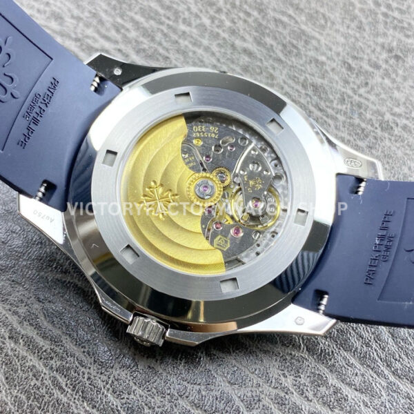 APW Factory Patek Philippe Aquanaut 5168G-001 Blue Rubber Strap Arabic Numerals Blue Dial (8) APW Factory Patek Philippe Aquanaut 5168G-001 42mm White Gold Blue Rubber Strap Arabic Numerals Blue Dial