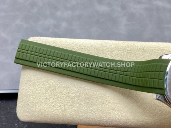 E7 Factory Patek Philippe Aquanaut 5168G-010 40mm White Gold Rubber Strap Avocado Green Dial