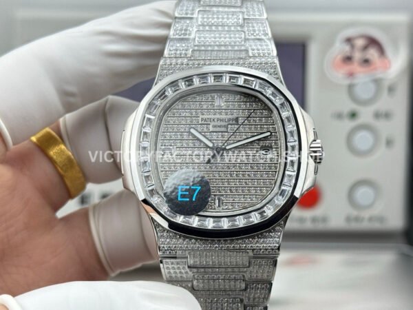 E7 Patek Philippe Nautilus 5711 baguette diamond bezel diamond dial