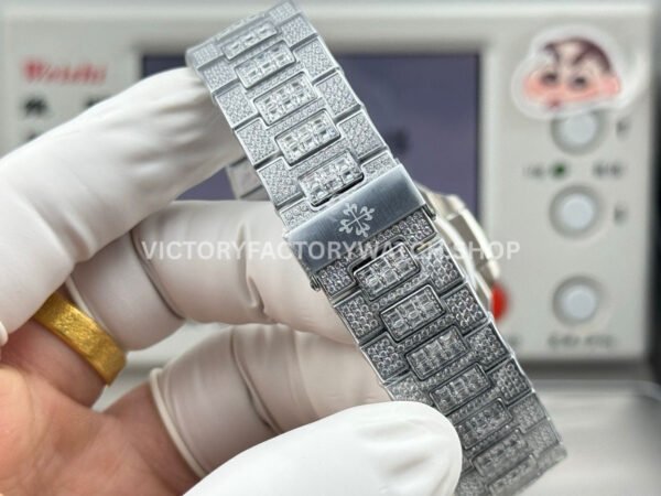 E7 Factory Patek Philippe Nautilus 5711 40mm White Gold Diamond Bezel Baguette Diamond Dial