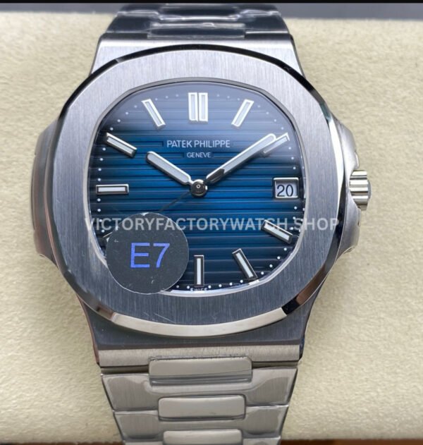 E7 Patek Philippe Nautilus 5711A 010 blue dial