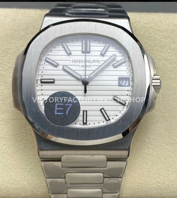 E7 Patek Philippe Nautilus 5711 1A 011 white dial steel
