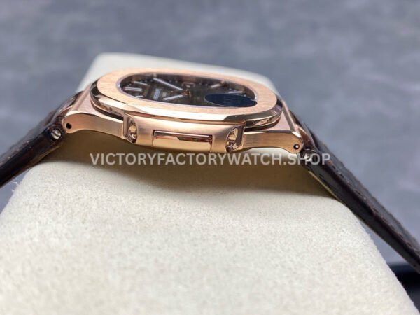 E7 Factory Patek Philippe Nautilus 5711/1R-001 40mm Leather Strap Rose Gold Brown Dial