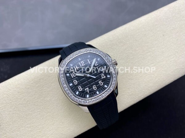 GR Factory Patek Philippe Aquanaut 5267/200A-001 38.8mm Steel Black Rubber Strap Black Dial