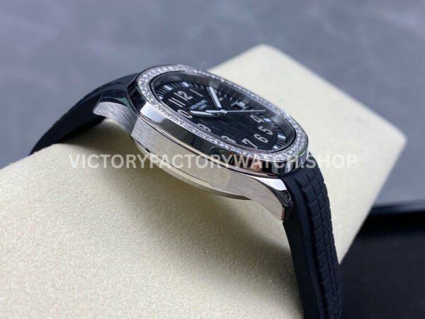 GR Factory Patek Philippe Aquanaut 5267/200A-001 38.8mm Steel Black Rubber Strap Black Dial