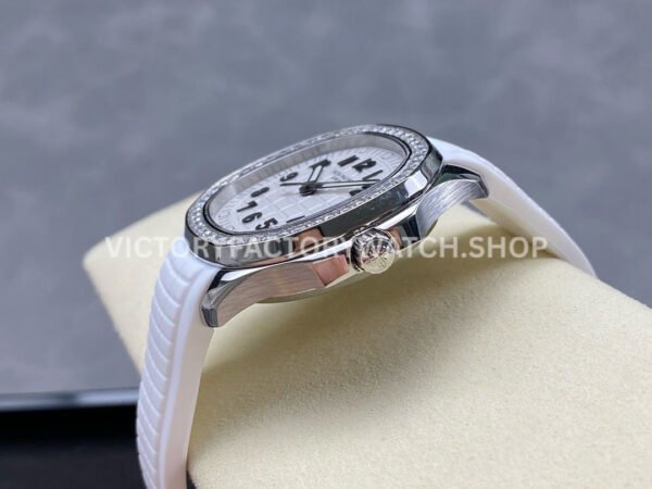 GR Factory Patek Philippe Aquanaut 5267/200A-010 38.8mm Steel White Rubber Strap White Dial