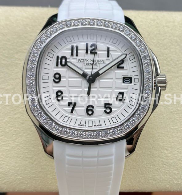 GR Patek Philippe Aquanaut 5267 200A white dial steel