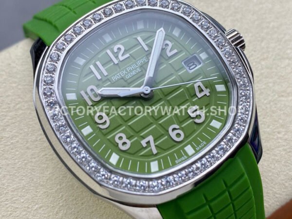 GR Factory Patek Philippe Aquanaut 5267/200A-011 38.8mm Steel Green Rubber Strap Green Dial