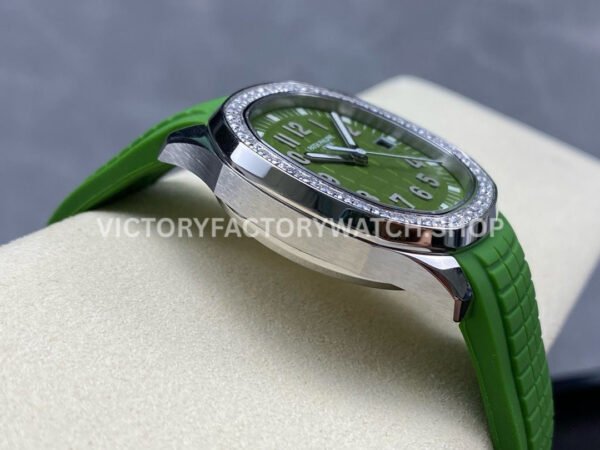 GR Factory Patek Philippe Aquanaut 5267/200A-011 38.8mm Steel Green Rubber Strap Green Dial