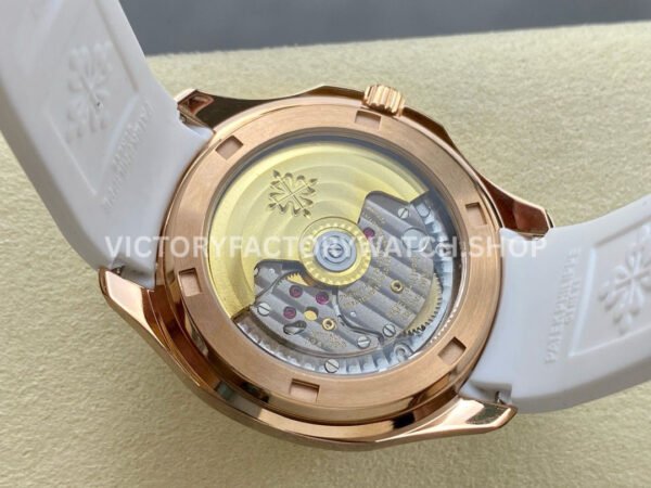 GR Factory Patek Philippe Aquanaut 5268/200R-001 38.8mm Rose Gold White Rubber Strap White Dial