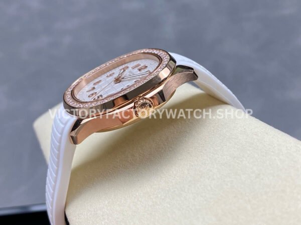 GR Factory Patek Philippe Aquanaut 5268/200R-001 38.8mm Rose Gold White Rubber Strap White Dial