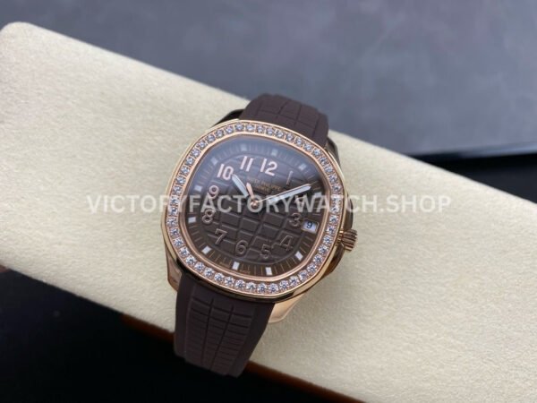 GR Factory Patek Philippe Aquanaut 5268/200R-010 38.8mm Rose Gold Brown Rubber Strap Brown Dial