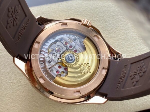 GR Factory Patek Philippe Aquanaut 5268/200R-010 38.8mm Rose Gold Brown Rubber Strap Brown Dial