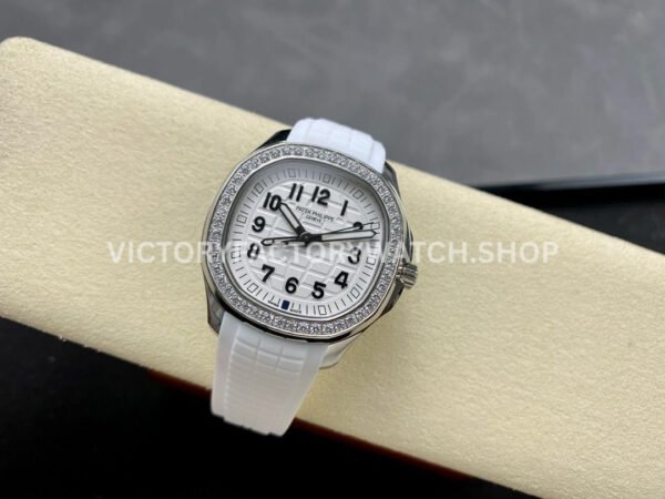 GR Factory Patek Philippe Aquanaut 5269/200-001 38.8mm White Gold White Rubber Strap Arabic Numerals White Dial