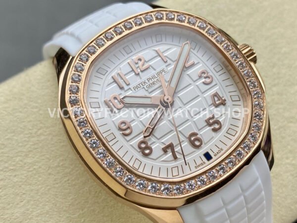 GR Factory Patek Philippe Aquanaut 5269/200R-001 38.8mm Rose Gold White Rubber Strap Arabic Numerals White Dial