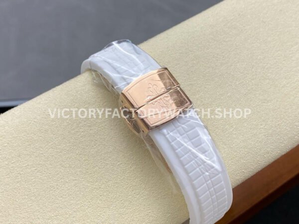 GR Factory Patek Philippe Aquanaut 5269/200R-001 38.8mm Rose Gold White Rubber Strap Arabic Numerals White Dial