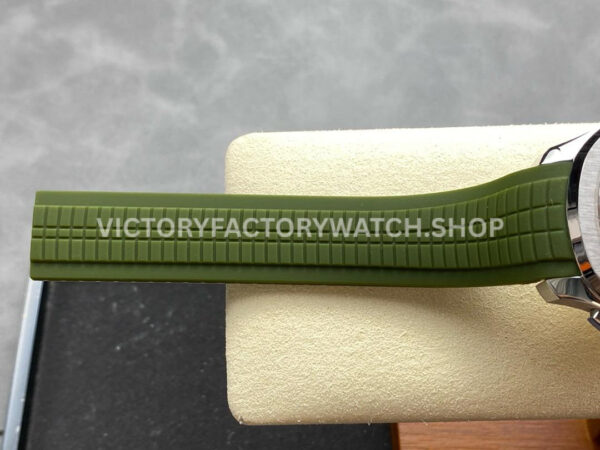 GR Factory Patek Philippe Aquanaut 5968G-010 42.2mm Steel Green Rubber Strap Green Dial (2) GR Factory Patek Philippe Aquanaut 5968G-010 42.2mm Steel Green Rubber Strap Green Dial