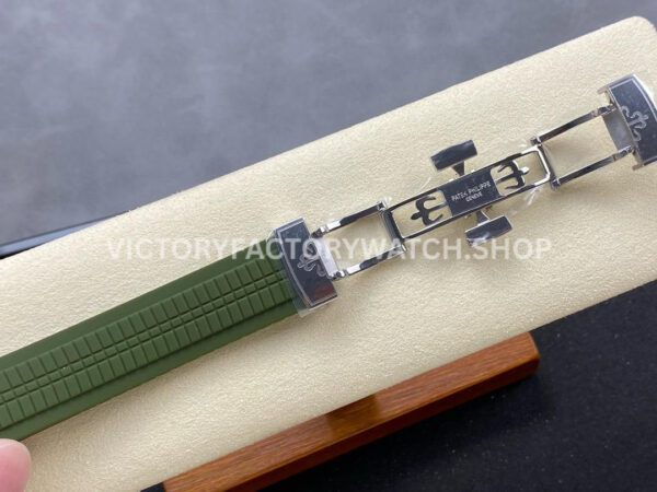 GR Factory Patek Philippe Aquanaut 5968G-010 42.2mm Steel Green Rubber Strap Green Dial (7) GR Factory Patek Philippe Aquanaut 5968G-010 42.2mm Steel Green Rubber Strap Green Dial