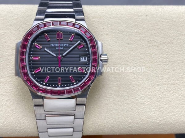 GR Emerald Nautilus 5711 112P 001 black dial red diamond bezel