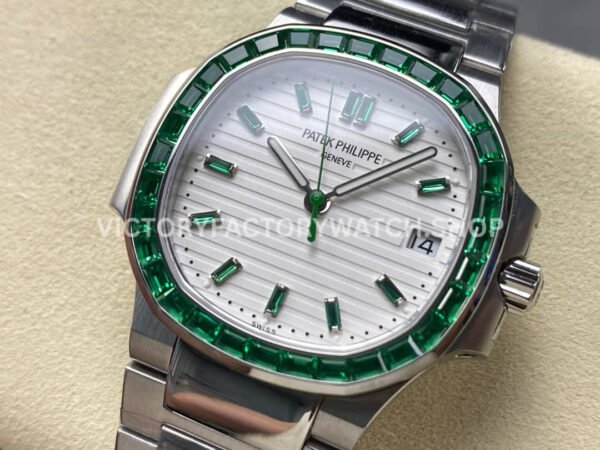 GR Factory Patek Philippe Emerald Nautilus 5711/113P-010 35.2mm Full Platinum Green Diamond White Dial