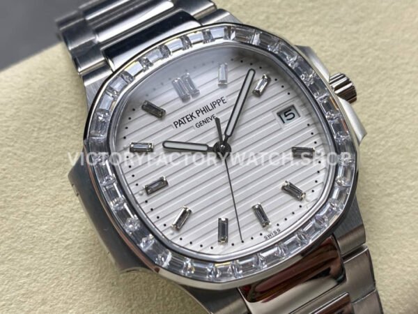 GR Factory Patek Philippe Emerald Nautilus 5711/110P-010 35.2mm Full Platinum Diamond Bezel White Dial