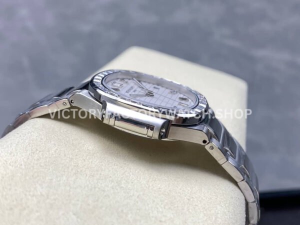 GR Factory Patek Philippe Emerald Nautilus 5711/110P-010 35.2mm Full Platinum Diamond Bezel White Dial