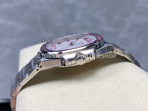 GR Factory Patek Philippe Emerald Nautilus 5711/112P-010 35.2mm Full Platinum Ruby Diamond Bezel White Dial