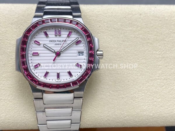 GR Emerald Nautilus 5711 112P 010 white dial ruby bezel