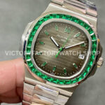 GR Factory Patek Philippe Emerald Nautilus 5711113P-001 40.5mm Full Platinum Black Dial (8) GR Factory Patek Philippe Emerald Nautilus 5711/113P-001 35.2mm Full Platinum Green Diamond Gray Dial
