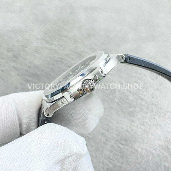 GR Factory Patek Philippe Nautilus 5712G 40mm Steel Black Rubber Strap Grey Dial