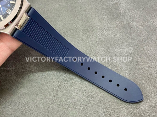 GR Factory Patek Philippe Nautilus 5726 40mm Steel Blue Rubber Strap Blue Dial (2) GR Factory Patek Philippe Nautilus 5726 40mm Steel Blue Rubber Strap Blue Dial