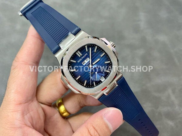 GR Factory Patek Philippe Nautilus 5726 40mm Steel Blue Rubber Strap Blue Dial (4) GR Factory Patek Philippe Nautilus 5726 40mm Steel Blue Rubber Strap Blue Dial