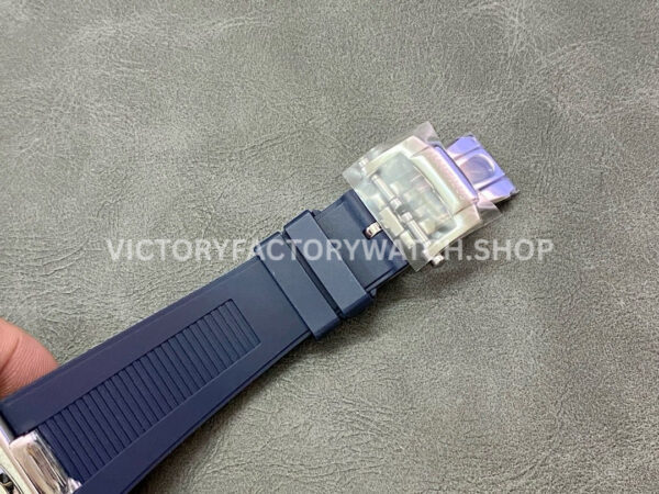 GR Factory Patek Philippe Nautilus 5726 40mm Steel Blue Rubber Strap Blue Dial (8) GR Factory Patek Philippe Nautilus 5726 40mm Steel Blue Rubber Strap Blue Dial