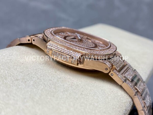 GR Factory Patek Philippe Nautilus 7021/1R-001 35.2mm Full Jewelry Rose Gold Jewelry Dial